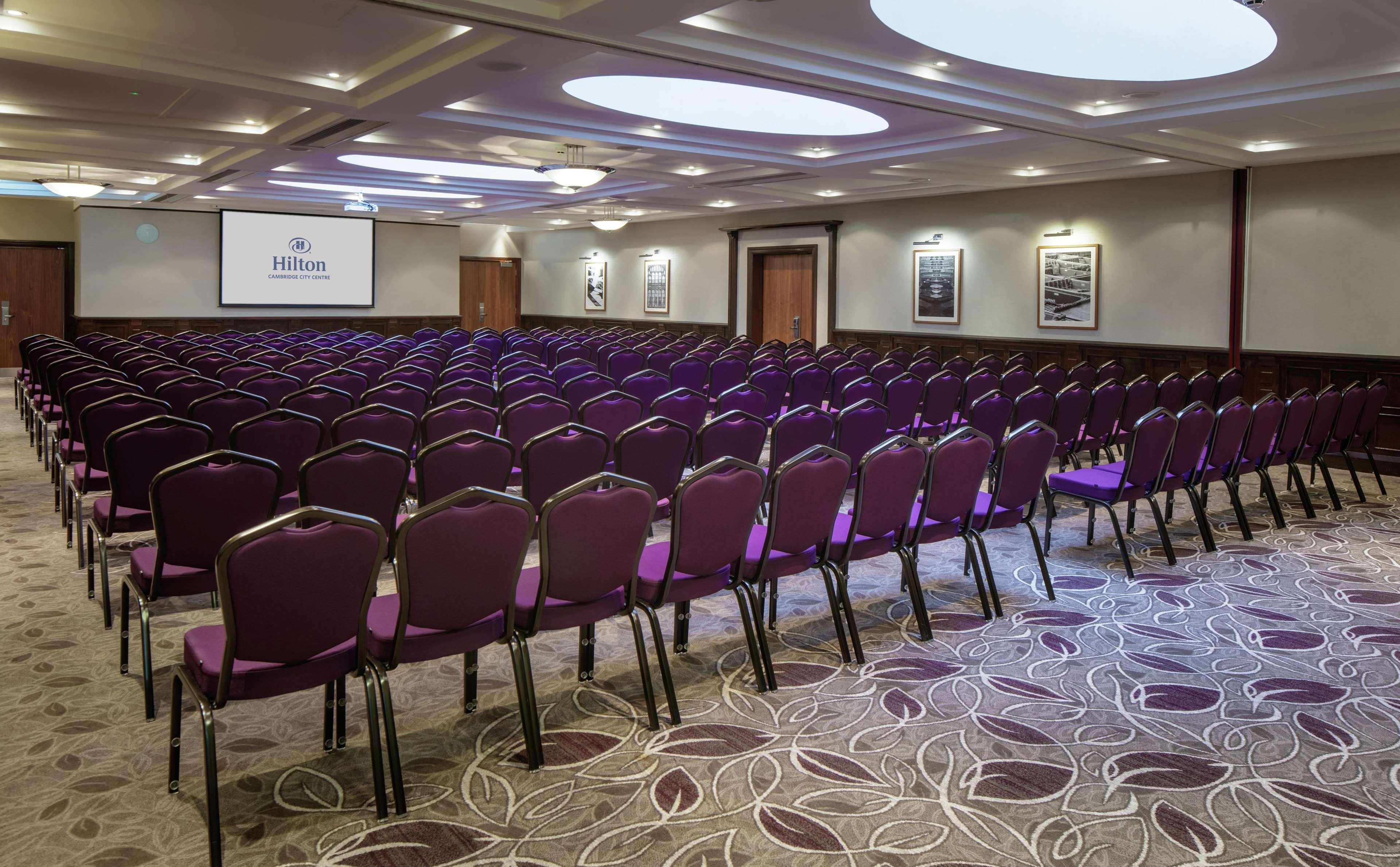 Hilton Cambridge City Centre Bagian luar foto