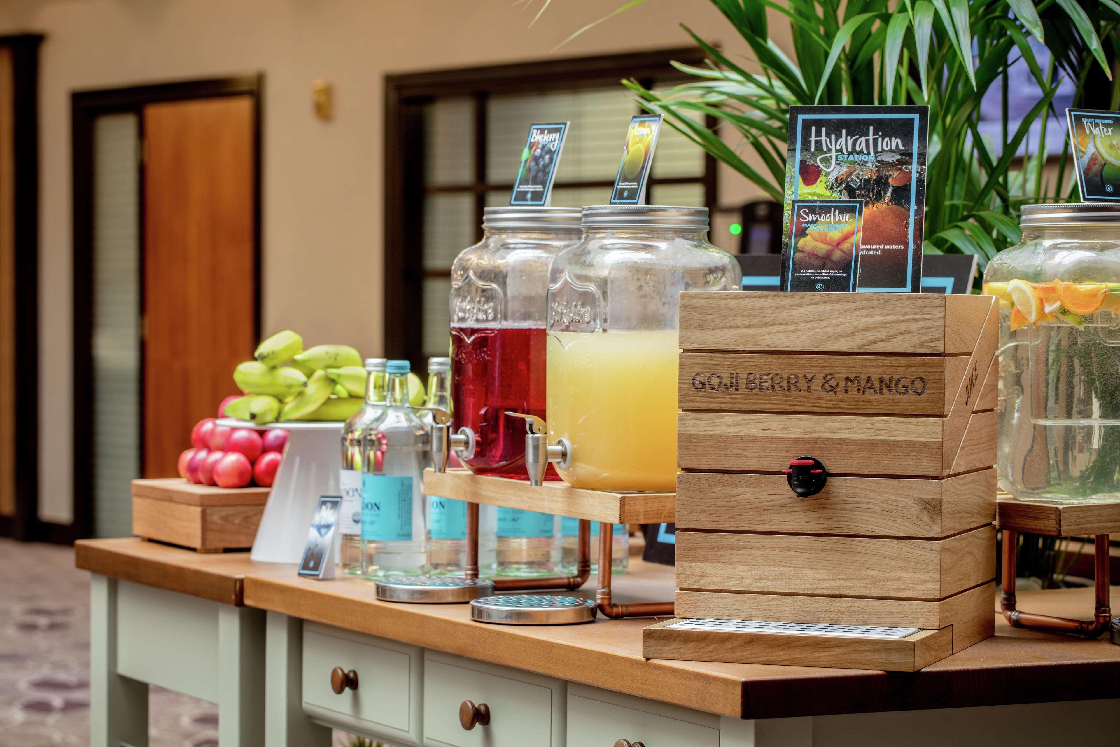 Hilton Cambridge City Centre Bagian luar foto