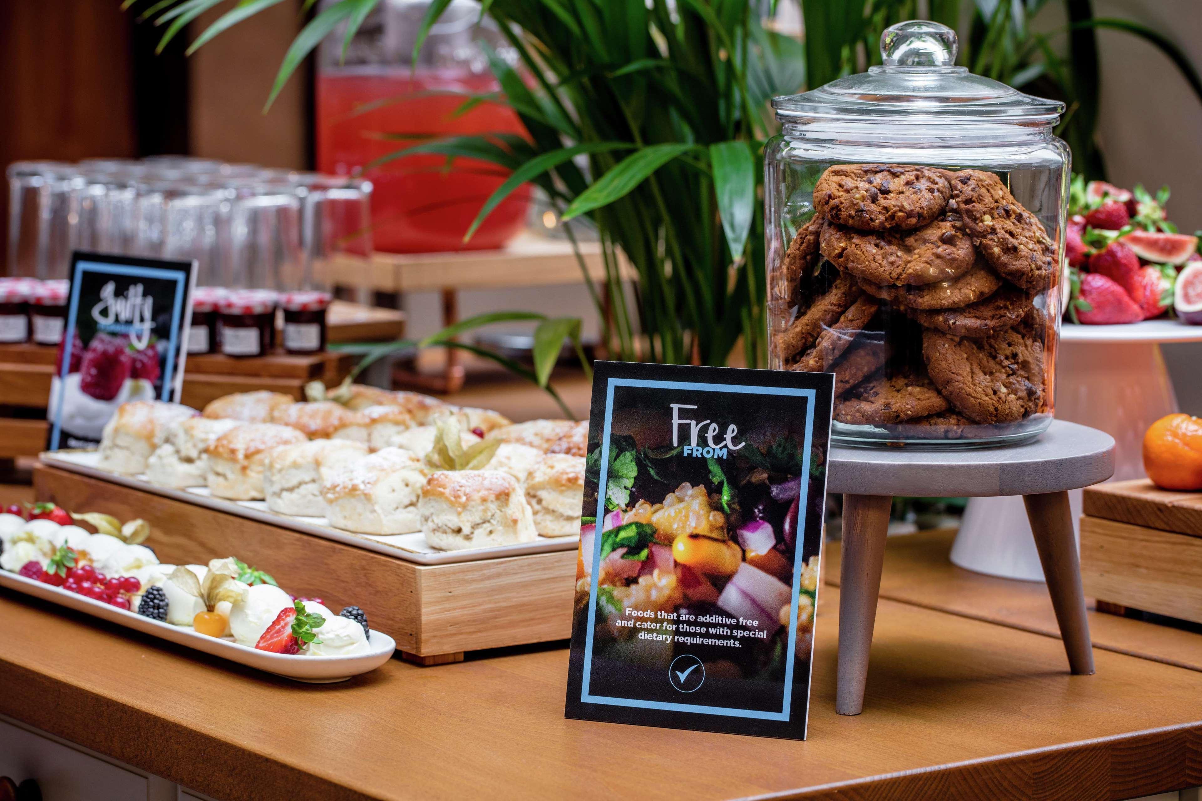 Hilton Cambridge City Centre Bagian luar foto