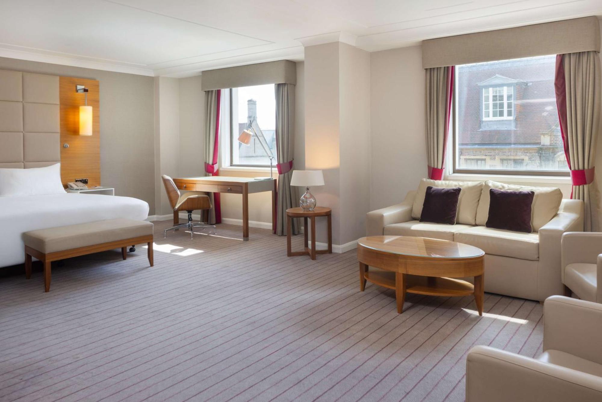Hilton Cambridge City Centre Bagian luar foto