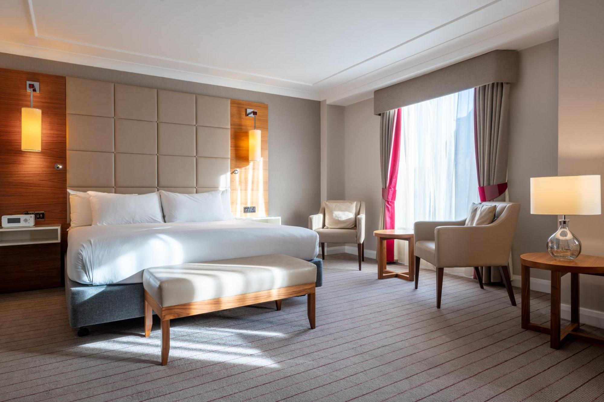 Hilton Cambridge City Centre Bagian luar foto