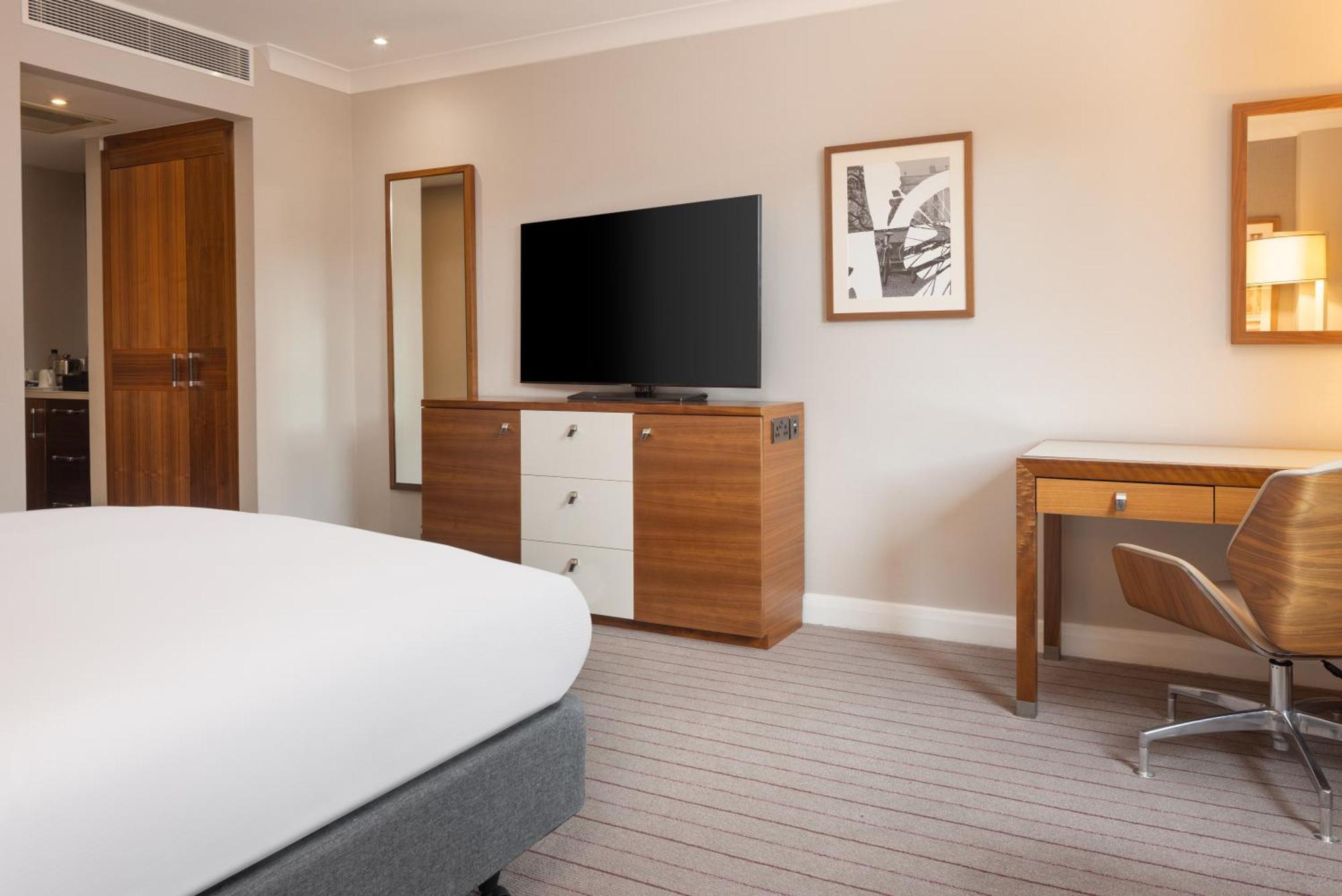 Hilton Cambridge City Centre Bagian luar foto