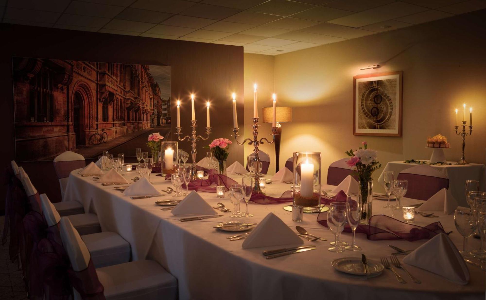 Hilton Cambridge City Centre Bagian luar foto