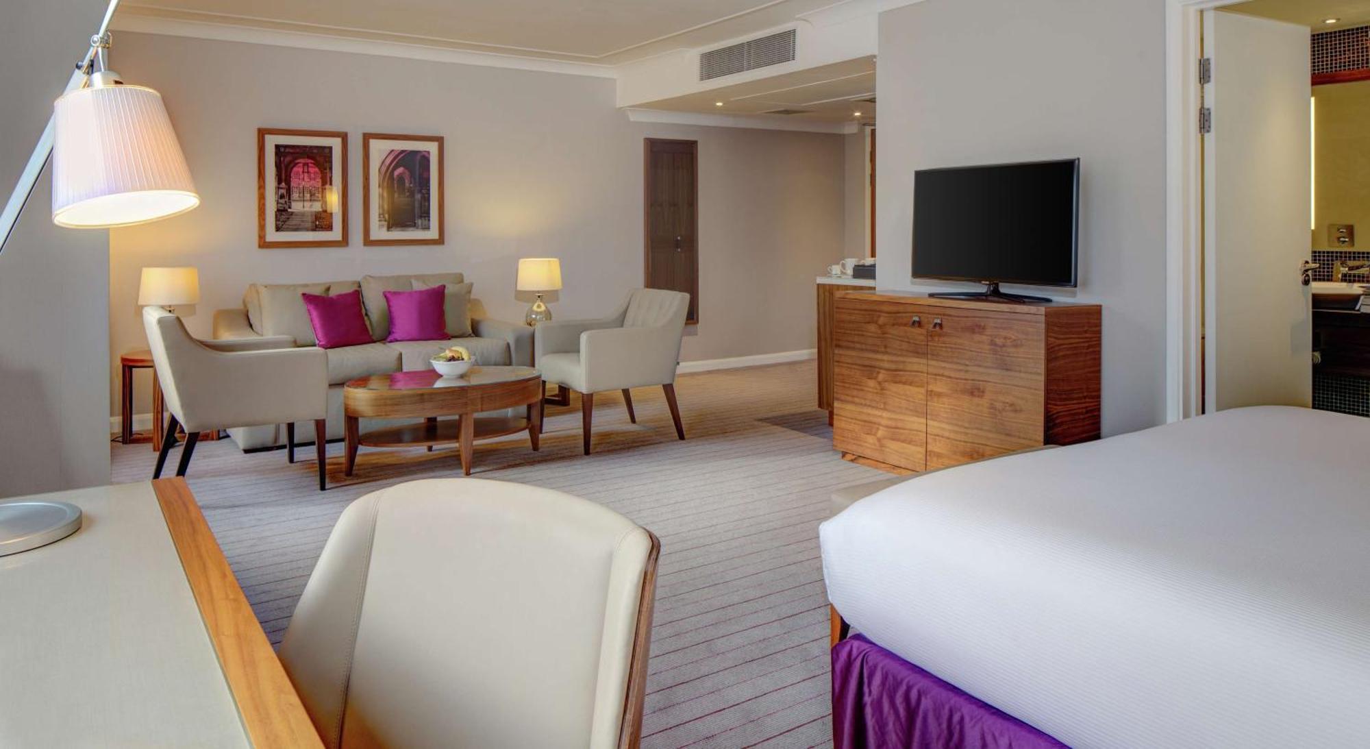 Hilton Cambridge City Centre Bagian luar foto