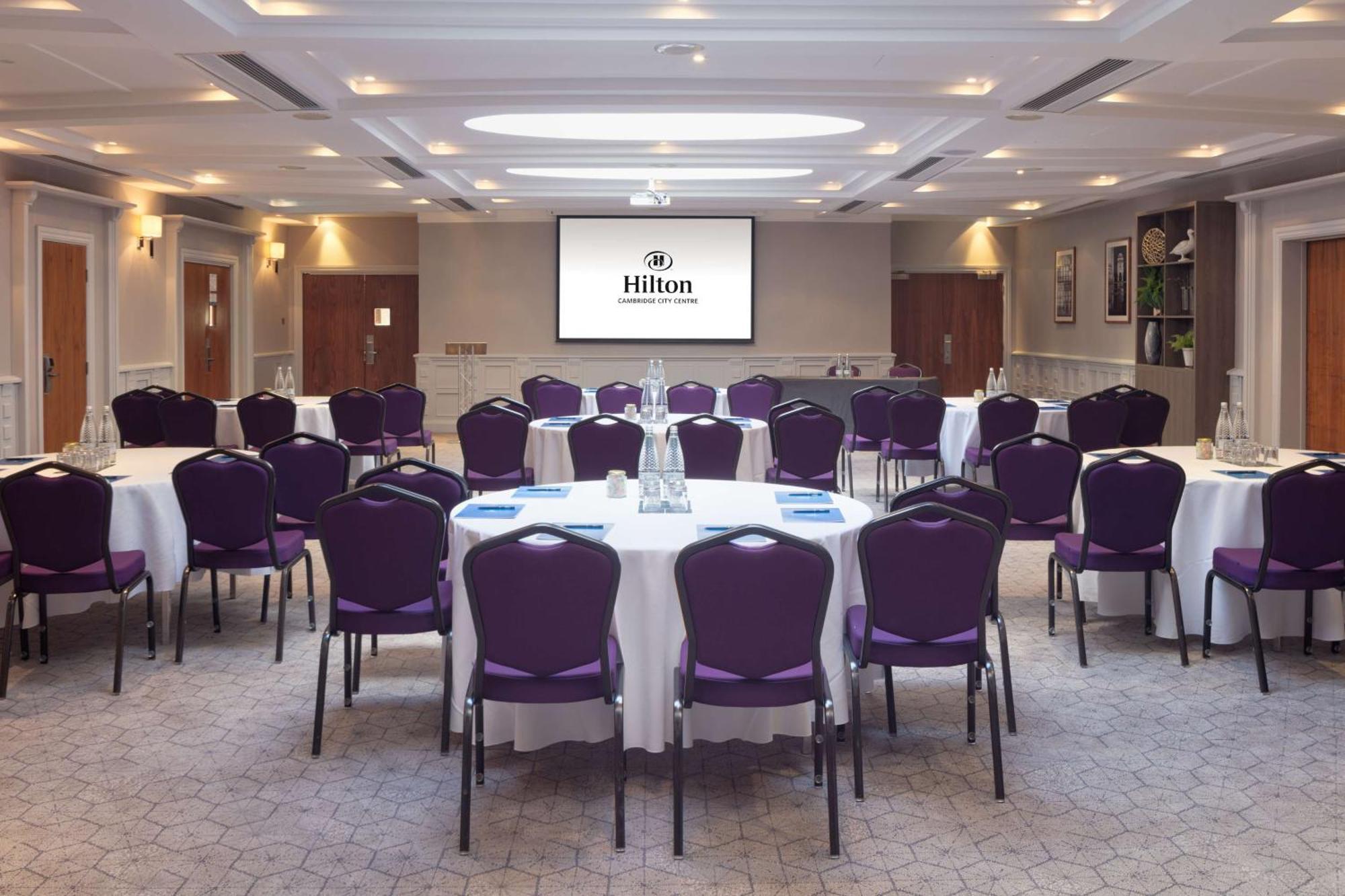 Hilton Cambridge City Centre Bagian luar foto