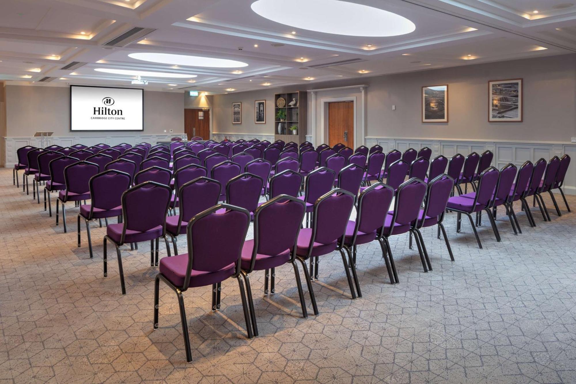Hilton Cambridge City Centre Bagian luar foto