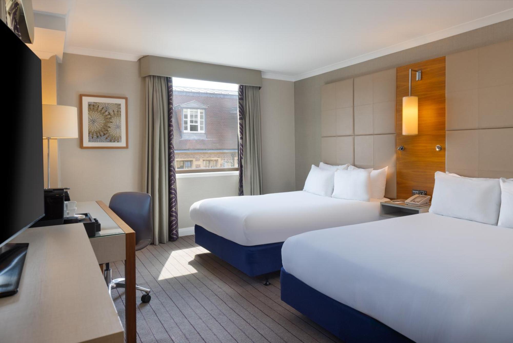 Hilton Cambridge City Centre Bagian luar foto
