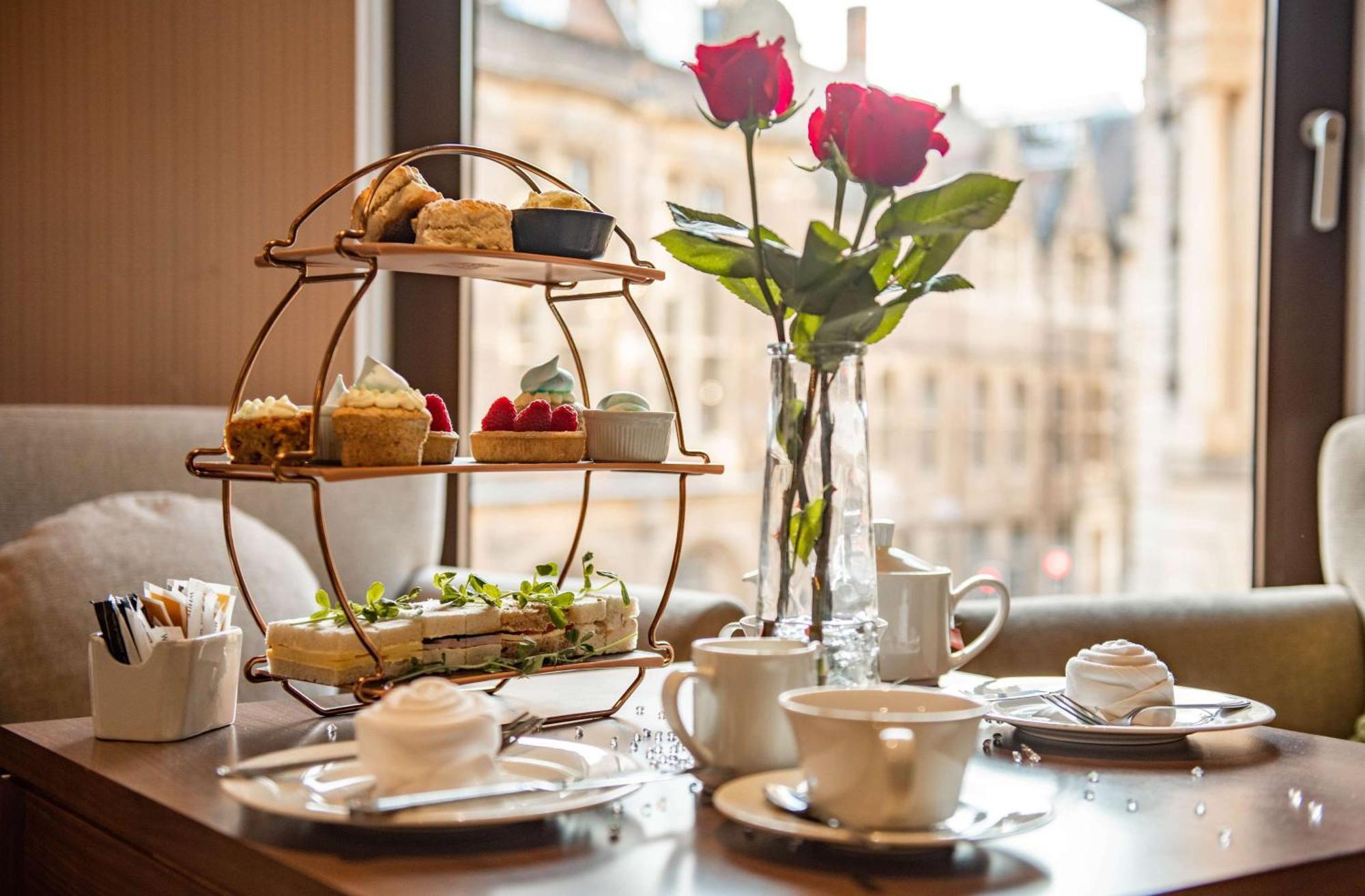 Hilton Cambridge City Centre Bagian luar foto